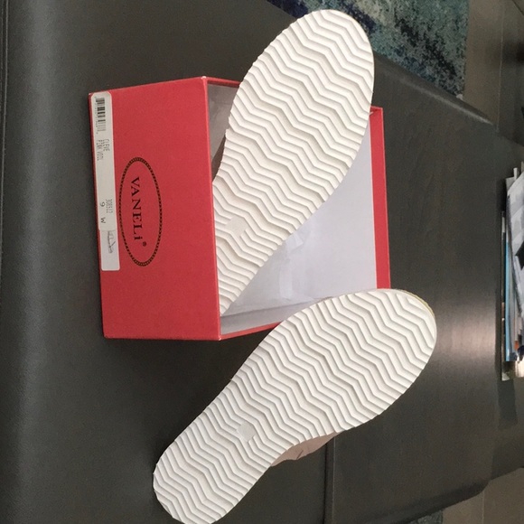 VanEli New Sandals Size 9W - Picture 2 of 5